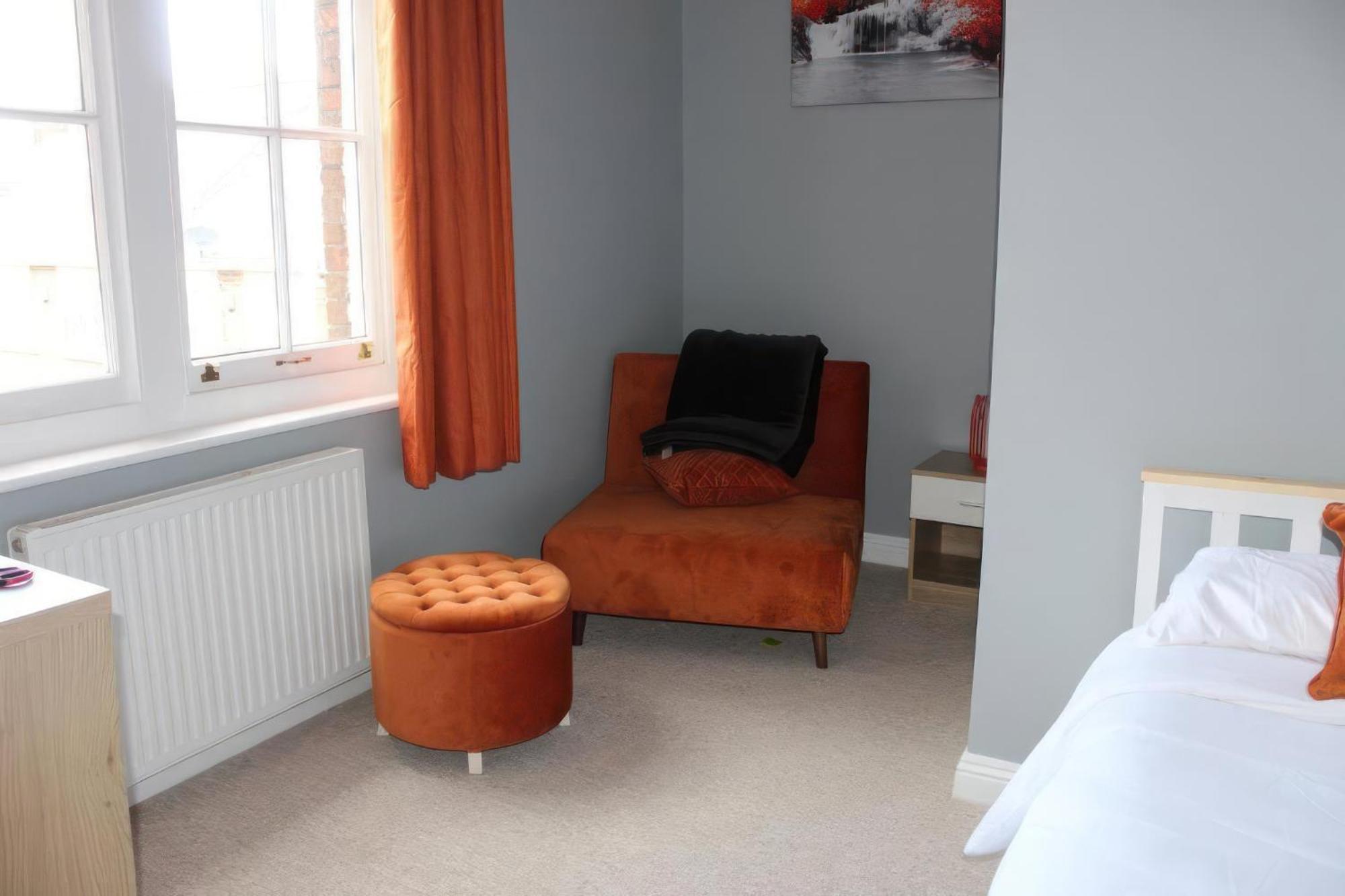 Lovely 2 Bed 2 Bath Flat With Free Parking Poole Eksteriør bilde