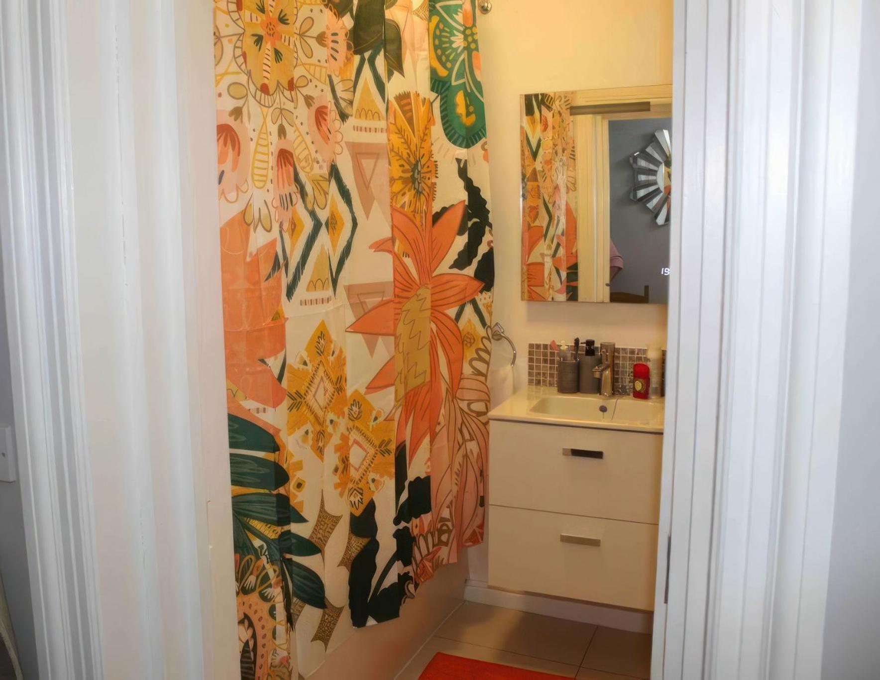 Lovely 2 Bed 2 Bath Flat With Free Parking Poole Eksteriør bilde
