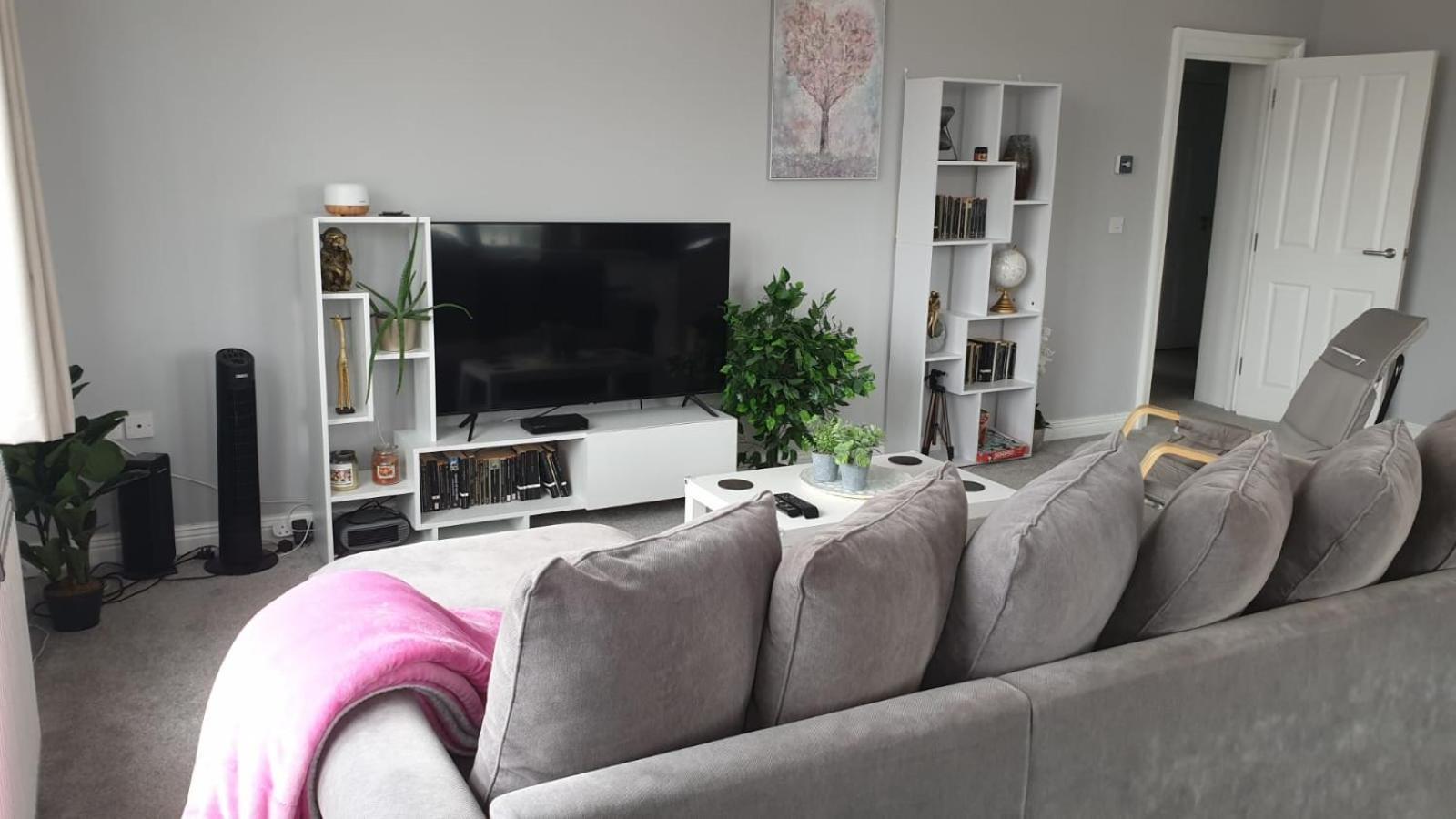 Lovely 2 Bed 2 Bath Flat With Free Parking Poole Eksteriør bilde